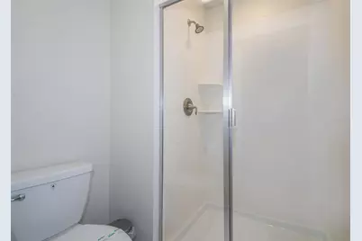 4993 Windermere Avenue, Kissimmee, FL 34746 - Photo 18