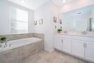 8899 Cabot Cliffs Dr, Davenport, FL 33896 - Photo 16