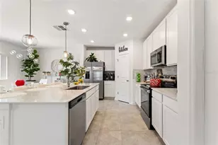 1903 Niagra Dr, Davenport, FL 33837 - Photo 10