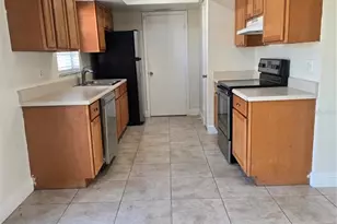 271 La Paz Dr, Kissimmee, FL 34743 - Photo 4