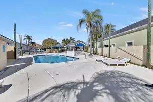 1057 Universal Rest Pl, Kissimmee, FL 34744 - Photo 32