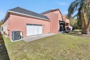 1057 Universal Rest Pl, Kissimmee, FL 34744 - Photo 6