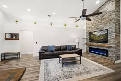 4021 Spring Breeze Drive, Orlando, FL 32829 - Photo 8