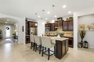 329 Alicante Ct, Davenport, FL 33837 - Photo 18