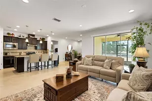 329 Alicante Ct, Davenport, FL 33837 - Photo 14