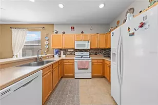 138 Chaucer Ave, Davenport, FL 33896 - Photo 16