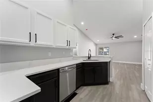 1701 Pompano Dr, Kissimmee, FL 34759 - Photo 12