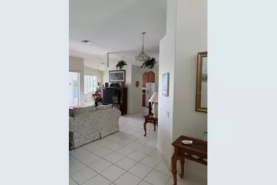 3154 Stonehurst Circle, Kissimmee, FL 34741 - Photo 4