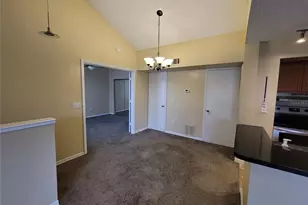 421 Fountainhead Cir, Kissimmee, FL 34741 - Photo 8