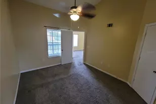 421 Fountainhead Cir, Kissimmee, FL 34741 - Photo 12