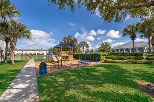 9437 Flowering Cottonwood Rd, Orlando, FL 32832 - Photo 4