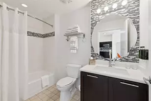 225 Celebration Pl, Kissimmee, FL 34747 - Photo 20