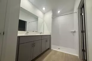 5465 San Pietro Dr, Winter Haven, FL 33884 - Photo 16