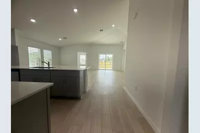 5465 San Pietro Drive, Winter Haven, FL 33884 - Photo 8