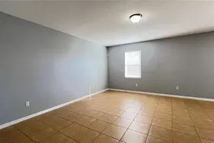 3737 Maidencain St, Clermont, FL 34714 - Photo 10