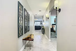 1055 Oak Bluff Dr, Davenport, FL 33837 - Photo 2