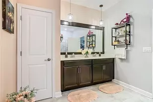 1055 Oak Bluff Dr, Davenport, FL 33837 - Photo 22