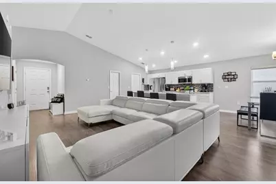 4043 Ruby Run Drive, Haines City, FL 33844 - Photo 12