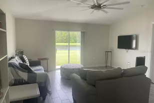 725 Peg Ct, Saint Cloud, FL 34772 - Photo 2