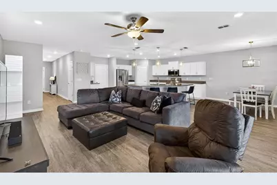 82 Berlin Avenue, Saint Cloud, FL 34771 - Photo 8