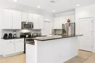 4071 Oak Tree Dr, Davenport, FL 33837 - Photo 10