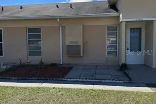 2709 Club Cir, Lake Wales, FL 33854 - Photo 2
