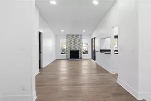 811 E Flag Ln, Kissimmee, FL 34759 - Photo 24