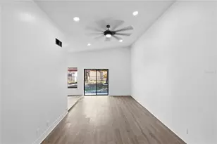 811 E Flag Ln, Kissimmee, FL 34759 - Photo 20