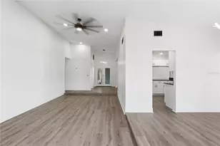 811 E Flag Ln, Kissimmee, FL 34759 - Photo 10