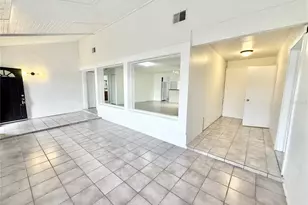 708 Green Ct, Kissimmee, FL 34759 - Photo 4