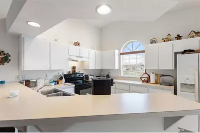 5750 Harbor Isle Boulevard, Winter Haven, FL 33884 - Photo 8