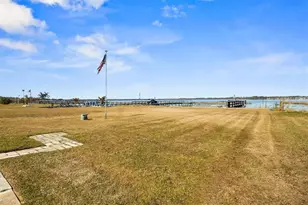 6825 S Lake Henry Dr NE, Winter Haven, FL 33881 - Photo 28