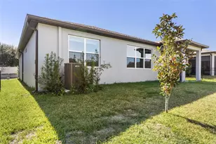 36887 Highland Mdws Ct, Zephyrhills, FL 33542 - Photo 34