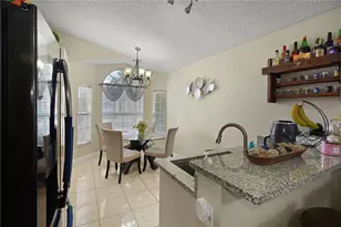 1708 Chatham Cir, Apopka, FL 32703 - Photo 4