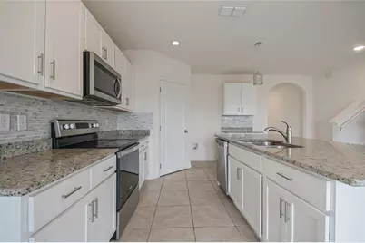 2340 Canyon Oak Drive, Davenport, FL 33837 - Photo 14