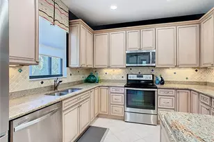 101 Los Gatos Pl, Poinciana, FL 34759 - Photo 26