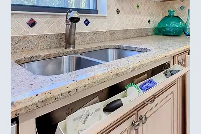 101 Los Gatos Pl, Poinciana, FL 34759 - Photo 22