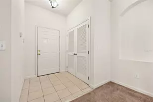 3000 Laurel Park Ln, Kissimmee, FL 34741 - Photo 4