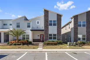 1070 Splash Shot Pl, Davenport, FL 33896 - Photo 4