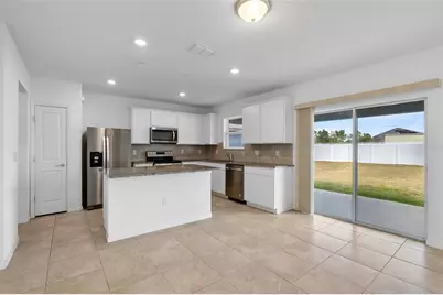 9644 Summers Cay Circle, Thonotosassa, FL 33592 - Photo 12