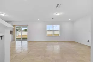 9644 Summers Cay Cir, Thonotosassa, FL 33592 - Photo 8