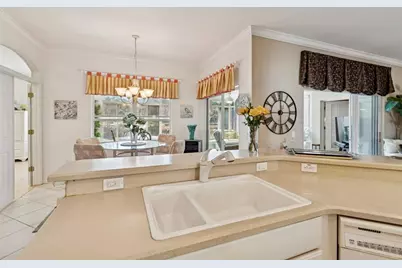 189 Largo Dr, Poinciana, FL 34759 - Photo 16