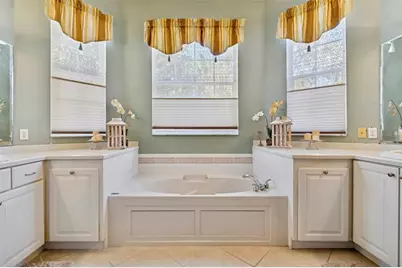 189 Largo Dr, Poinciana, FL 34759 - Photo 32