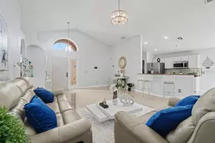 2346 Lily Pad Ln, Kissimmee, FL 34743 - Photo 2