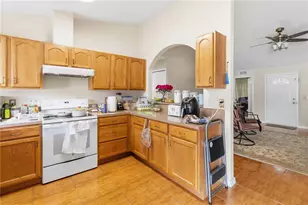 1912 Manatee Dr, Poinciana, FL 34759 - Photo 10