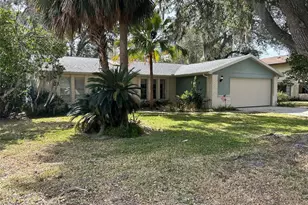 1740 King George Dr, Kissimmee, FL 34744 - Photo 2