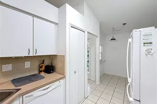 5932 McEnroe Ct, Leesburg, FL 34748 - Photo 4