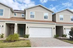 925 Lakefront Village Dr, Clermont, FL 34711 - Photo 1