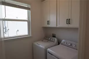 1047 Ladyfish Trl, Saint Cloud, FL 34771 - Photo 16