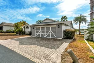 7719 Landsdowne Ln, New Port Richey, FL 34654 - Photo 2